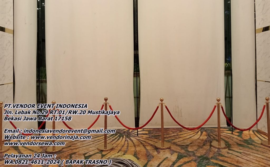 Sewa Tiang Antri Gold Tali Bludru Merah VIP Area Jakarta