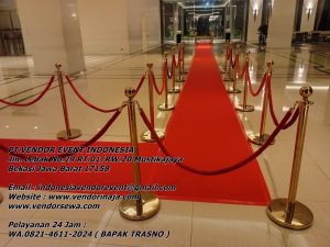 Sewa Tiang Antrian Pita Tarik Dan Tali Bludru VIP Jakarta